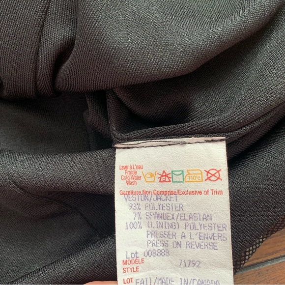 Joseph Ribkoff | Black and White Polka Dot Shiny Jacket sz 8 - Picture 8 of 8